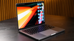 Apple To Release Low-Cost MacBook In 2026 To Compete With Chromebooks And Cheap PCs